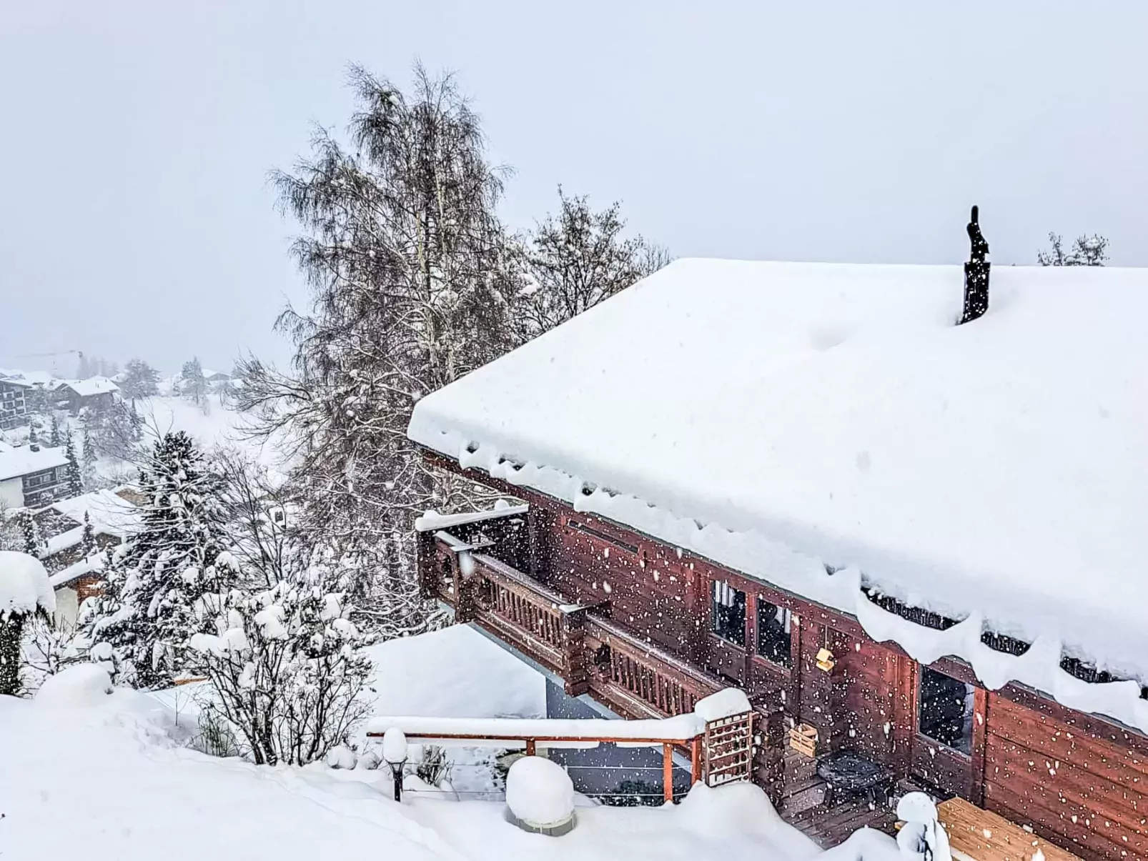 Chalet Sept-Outside