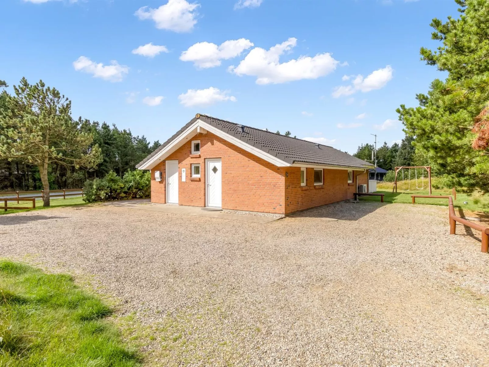 "Taisto" - 1.8km from the sea-Outside