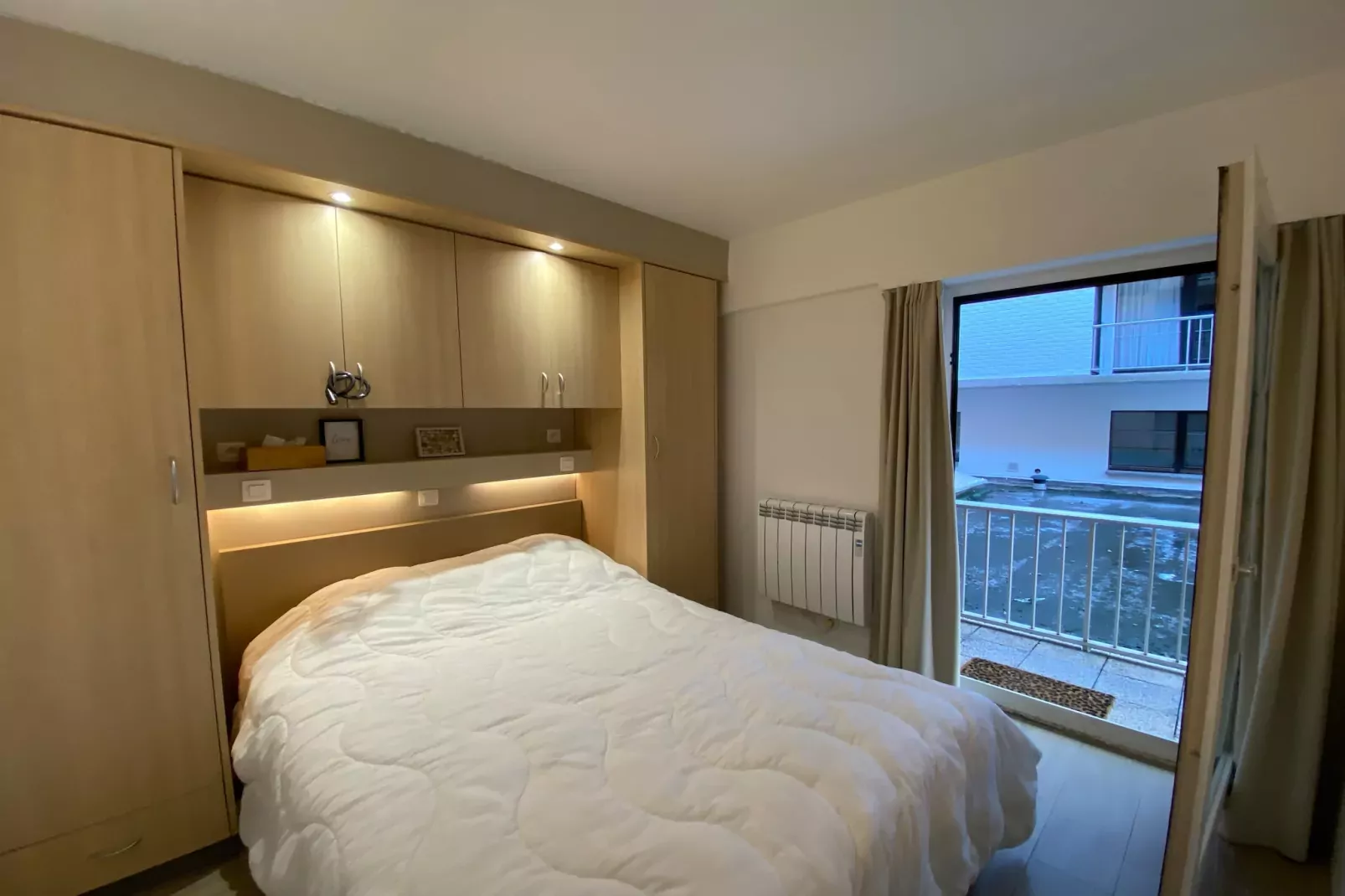 ZONNESTRAAL B 101-Schlafzimmer