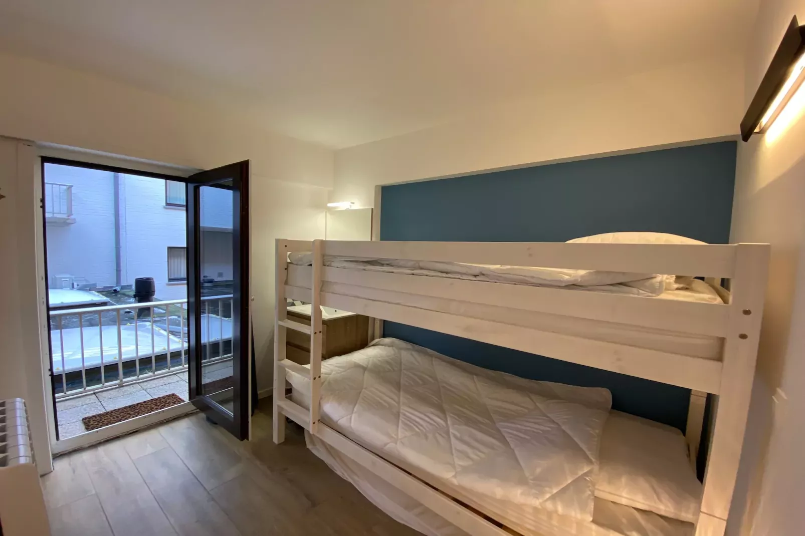 ZONNESTRAAL B 101-Schlafzimmer