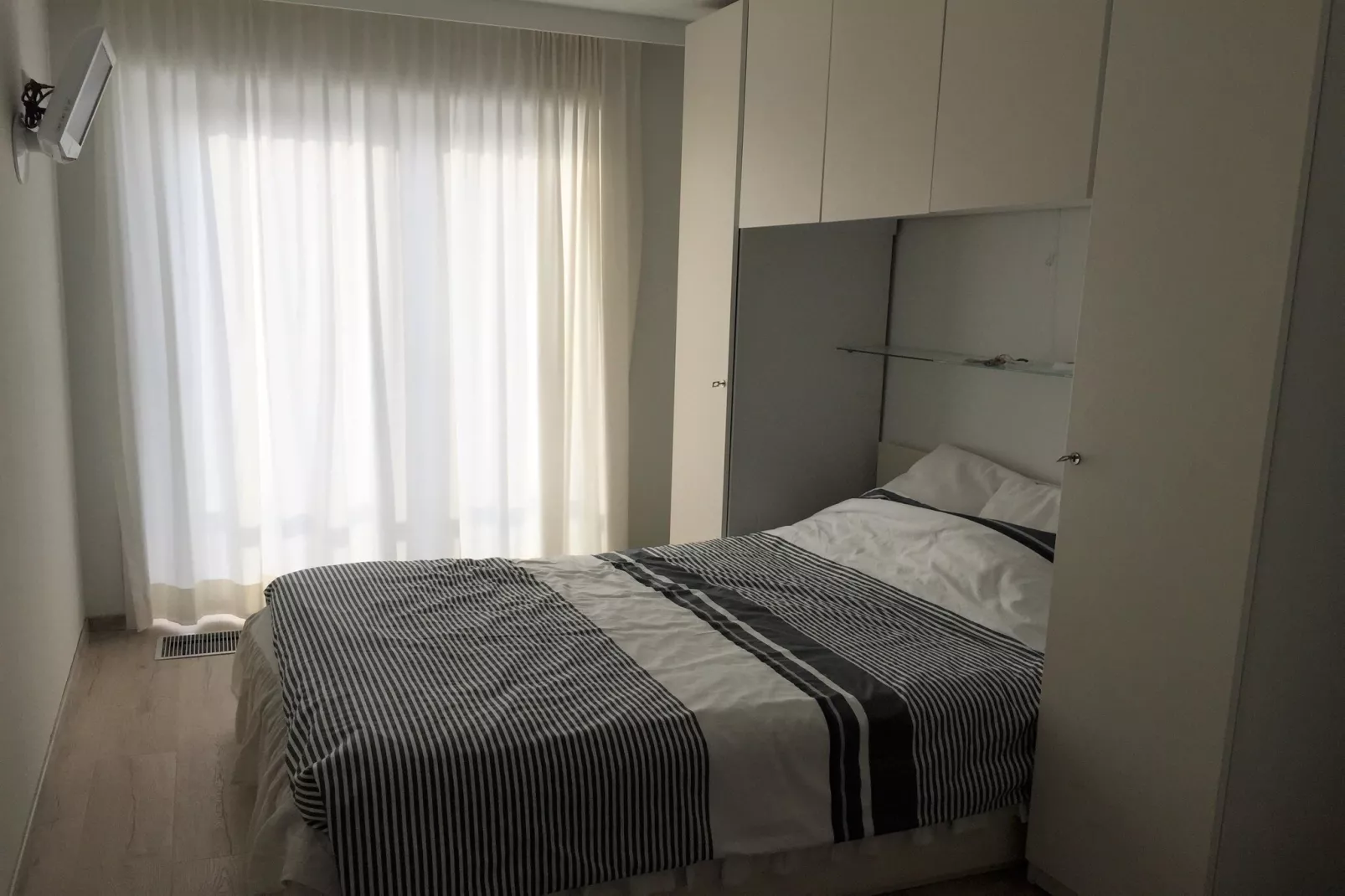 MAYA 801-Bedroom