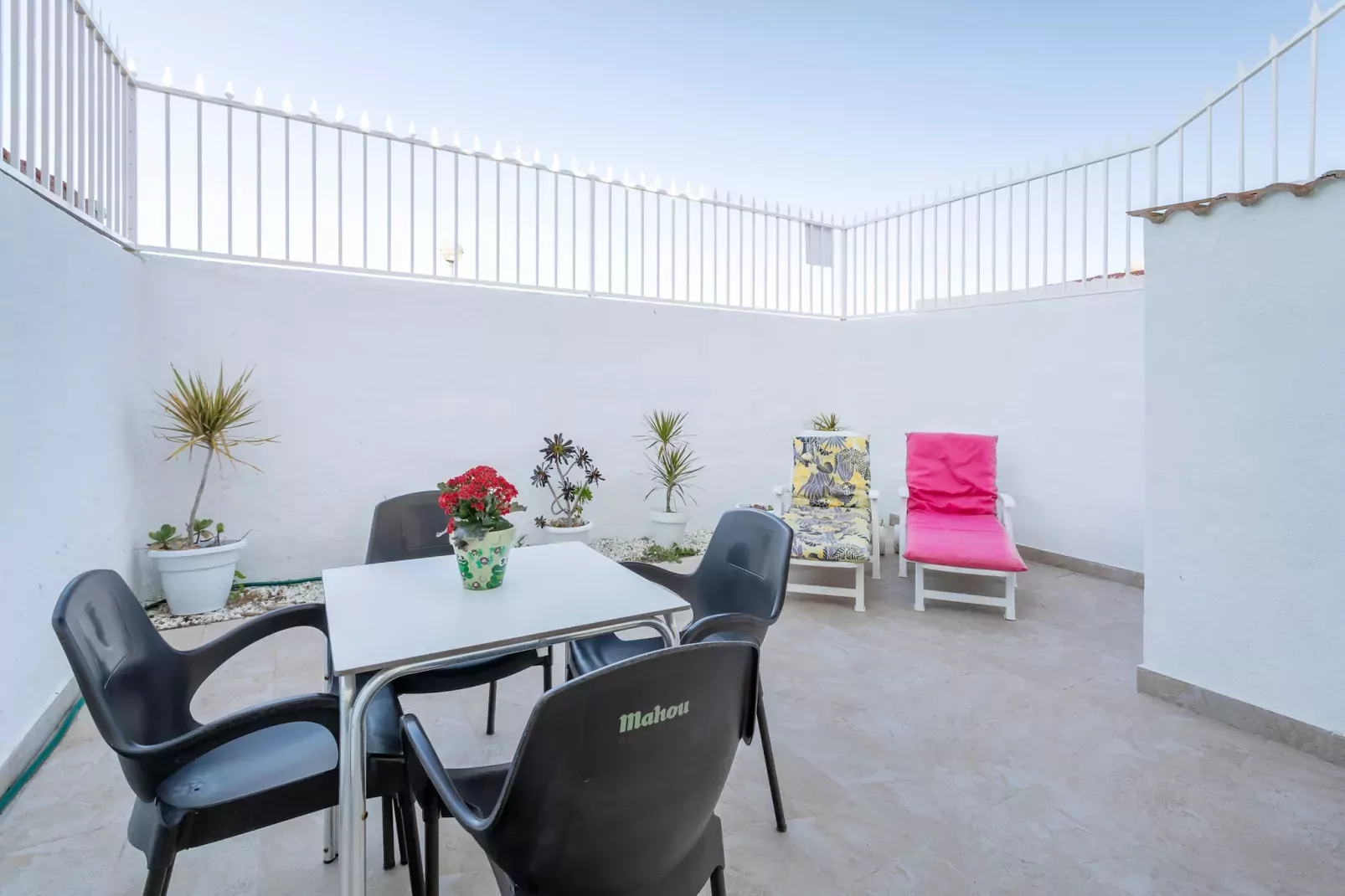 Bahamas Iii (sant Joan)-Terrassenbalkon