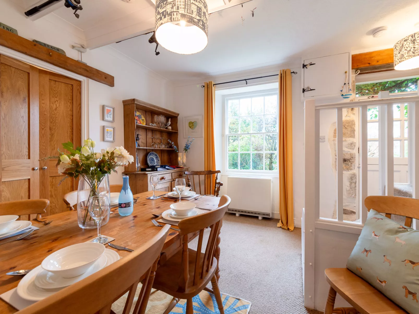 Elm Cottage-Inside