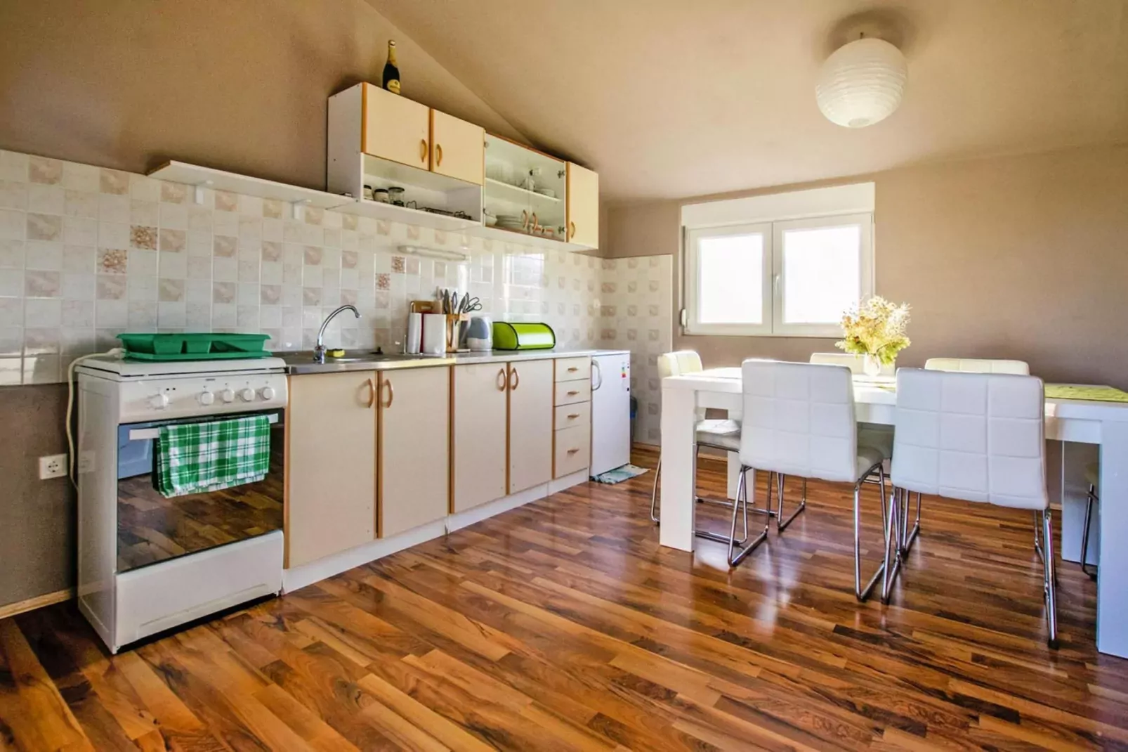 Holiday flat Kuco Starigrad Paklenica-3-Raum-App SD44 A01 ca 58 qm bei Belegung mit 5 Pers-Küche
