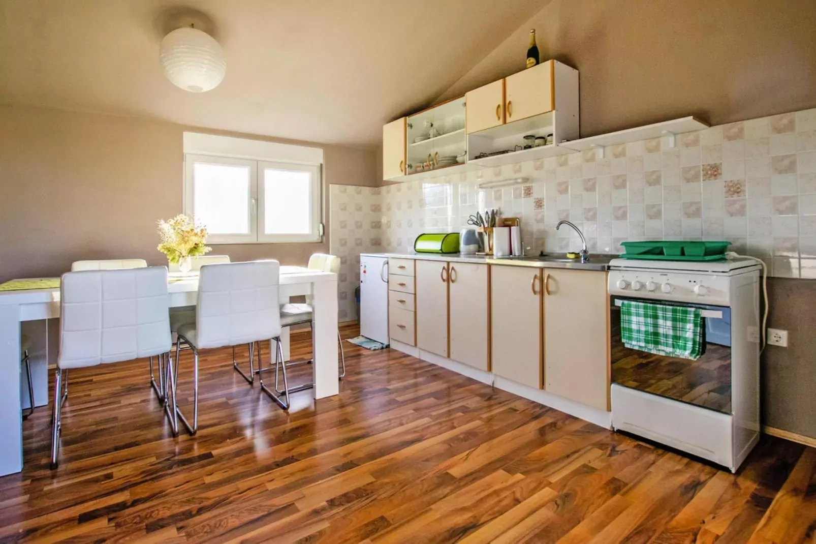 Holiday flat Kuco Starigrad Paklenica-3-Raum-App SD44 A01 ca 58 qm bei Belegung mit 5 Pers-Küche