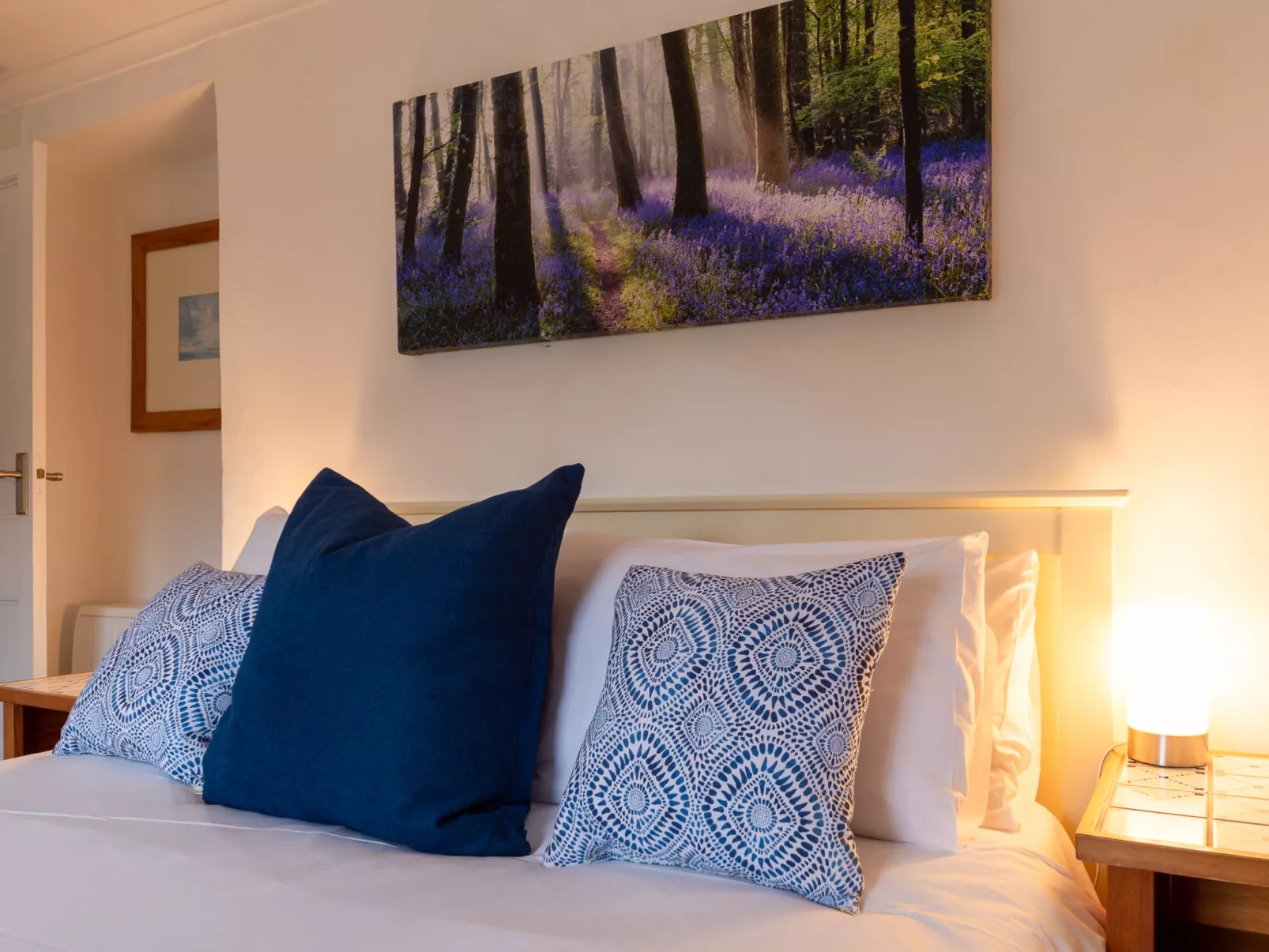 Elm Cottage-Inside