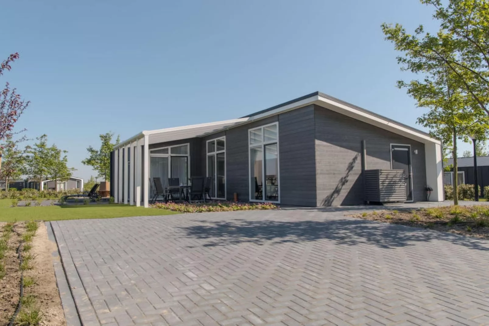 Water Resort Oosterschelde 68-Exterior summer