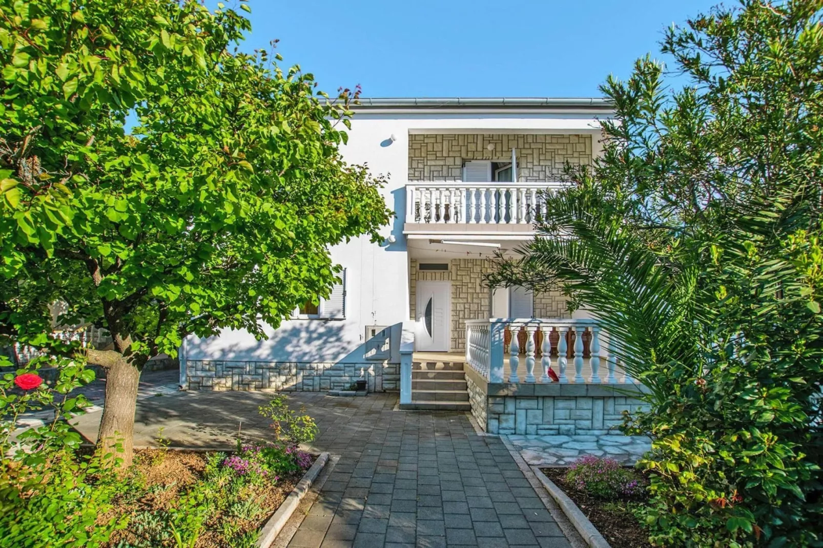 Apartment im Haus Lika Seline-SD55 A02-OG - 6 Pers-Exterior summer
