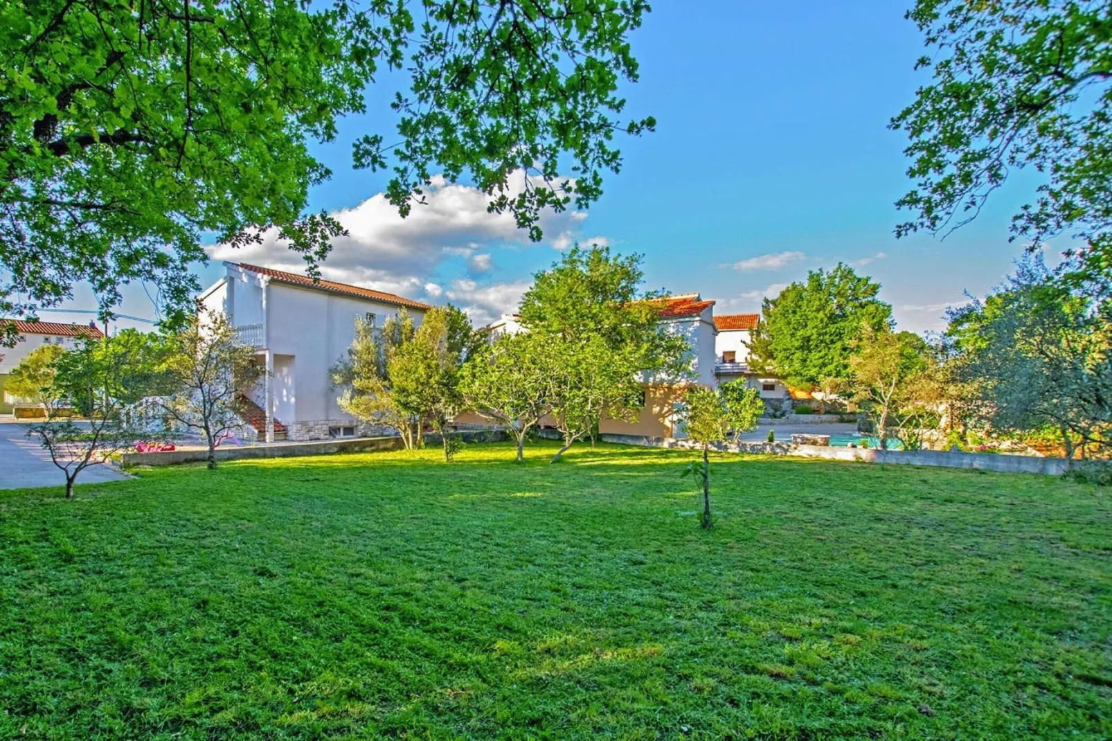 Apartment im Haus Lika Seline-SD55 A02-OG - 6 Pers-Gardens summer