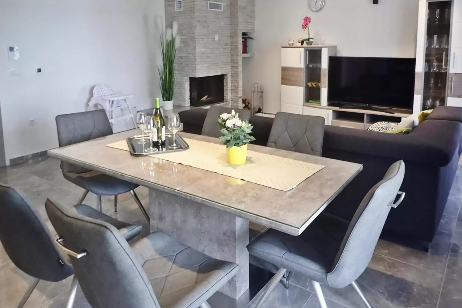Holiday home Sole Maslenica-SD-160 -6 Pers-Esszimmer