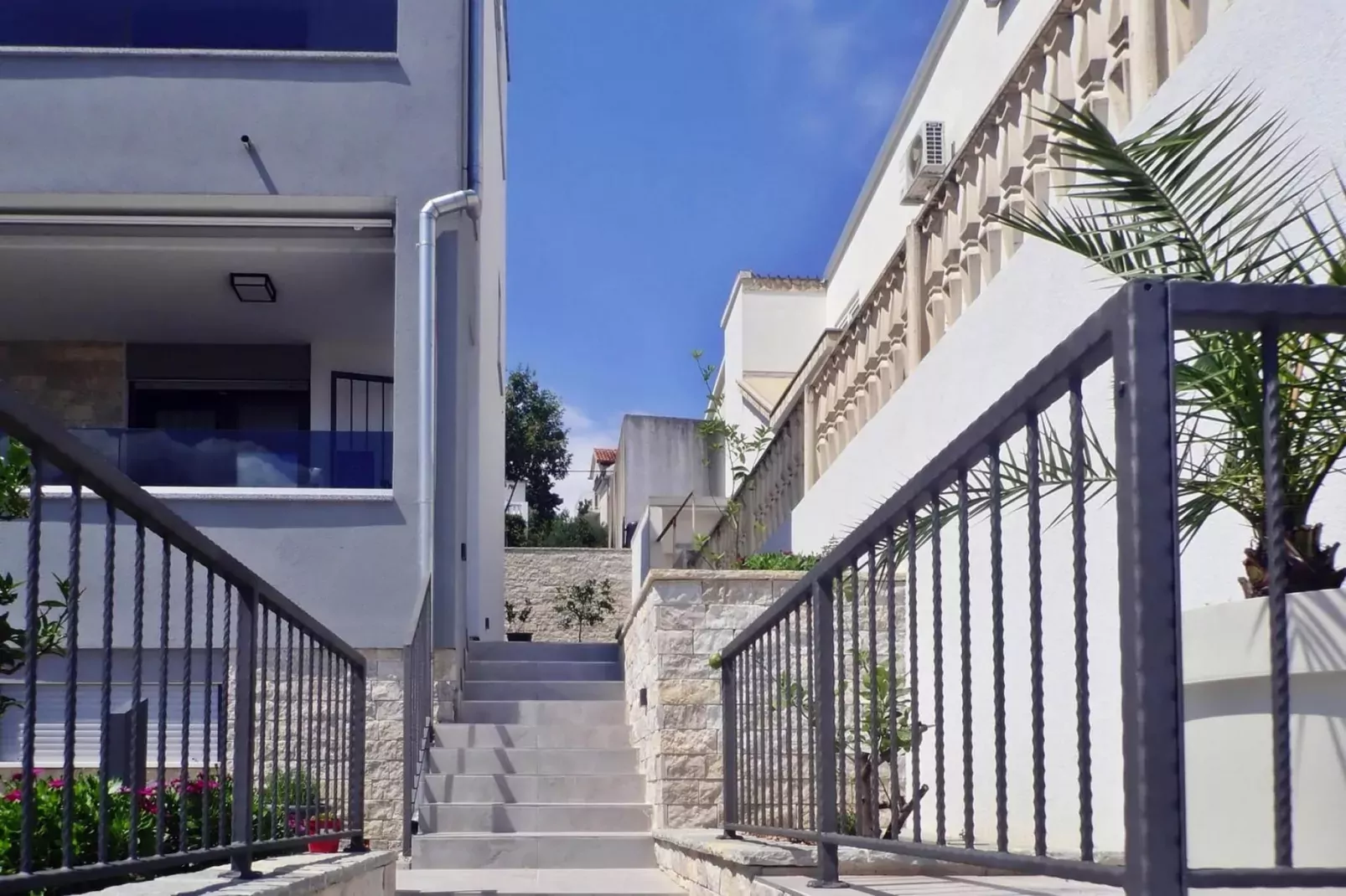 Holiday home Sole Maslenica-SD-160 -6 Pers-Außenbereich Sommer