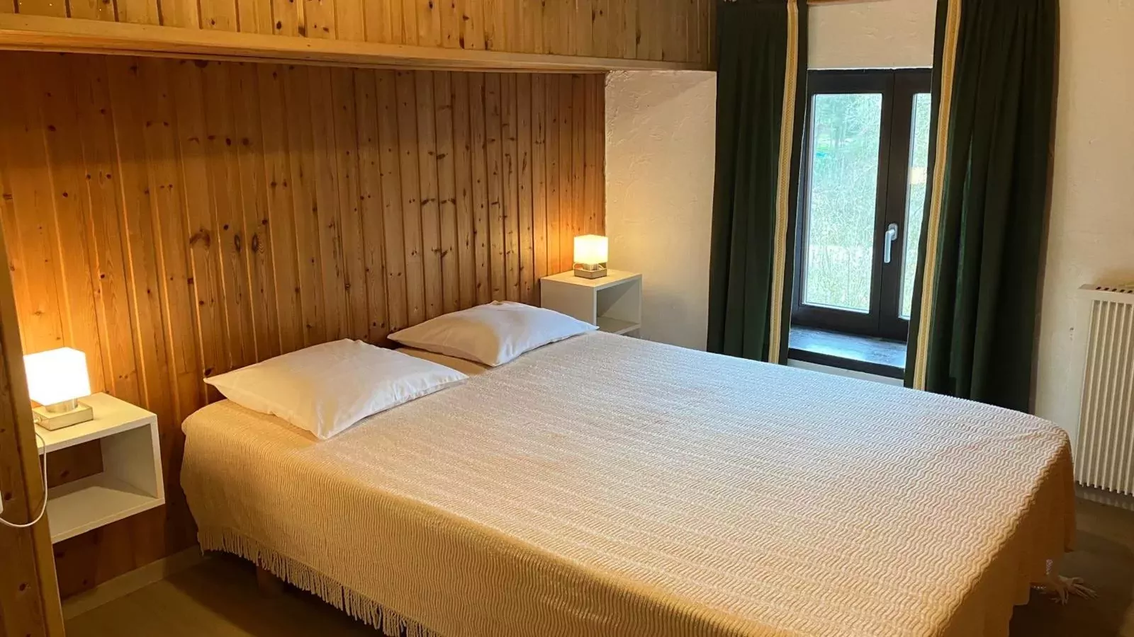 Alegria-Bedroom