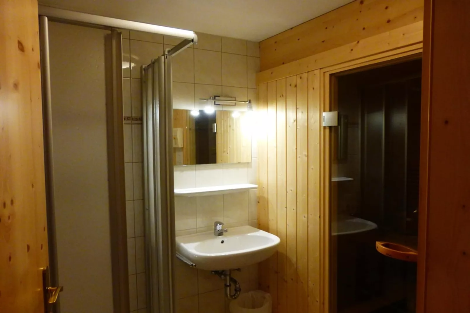 Chalets Om Utens-Bathroom