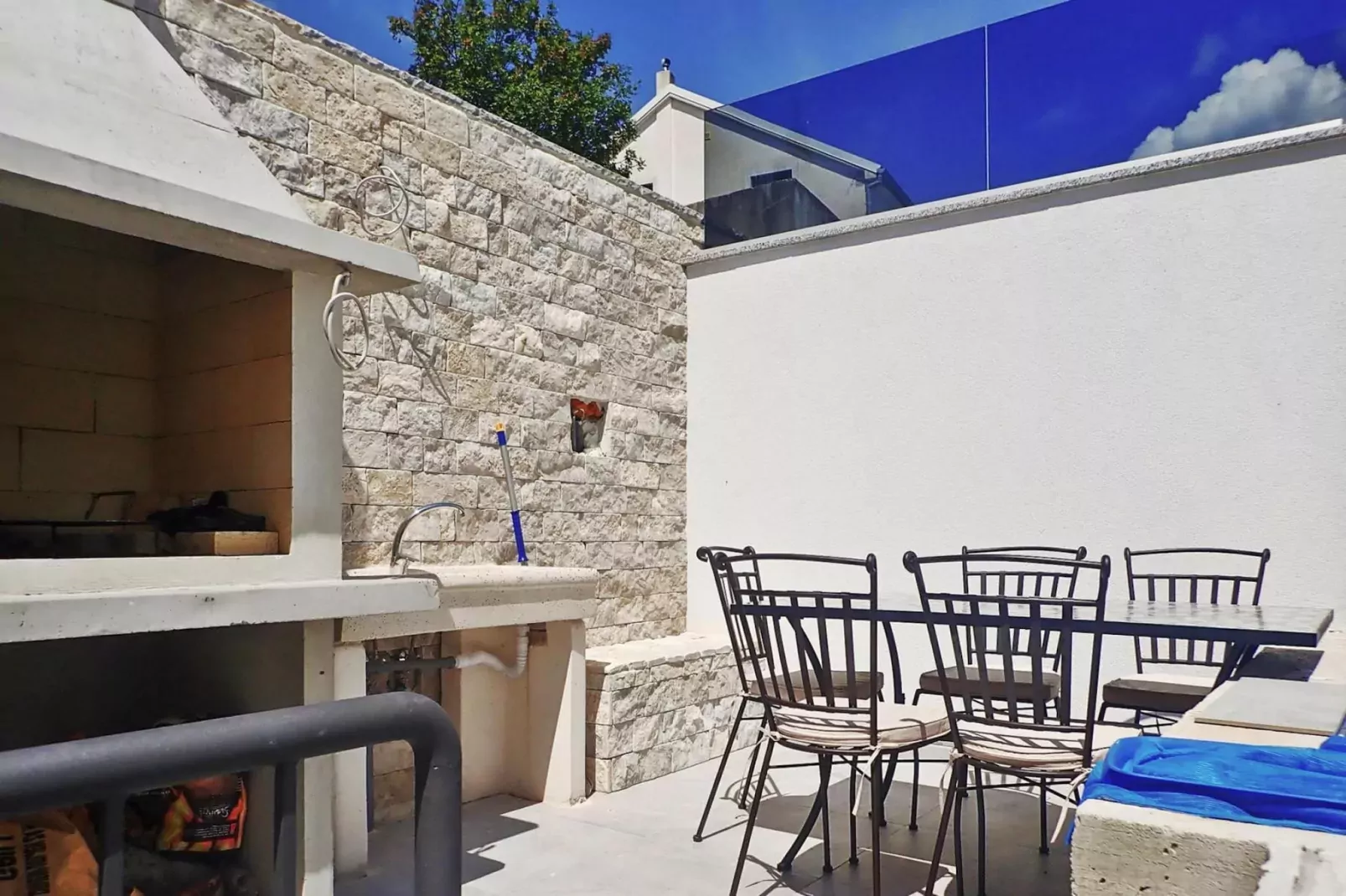 Holiday home Sole Maslenica-SD-160-8 Pers-Installations