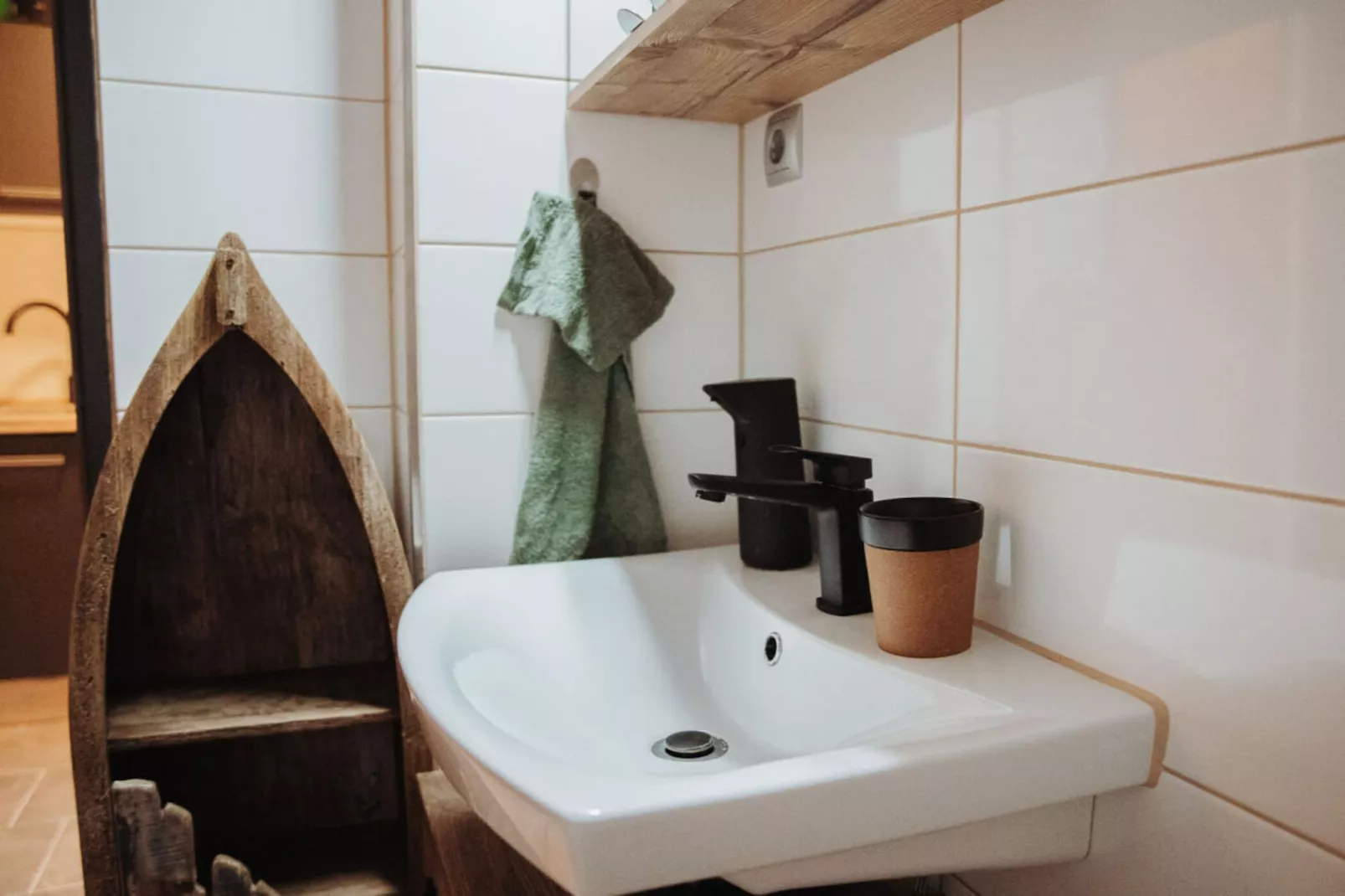 467405-Bathroom