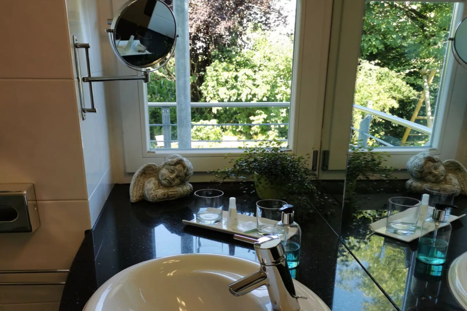 396499-Kitchen