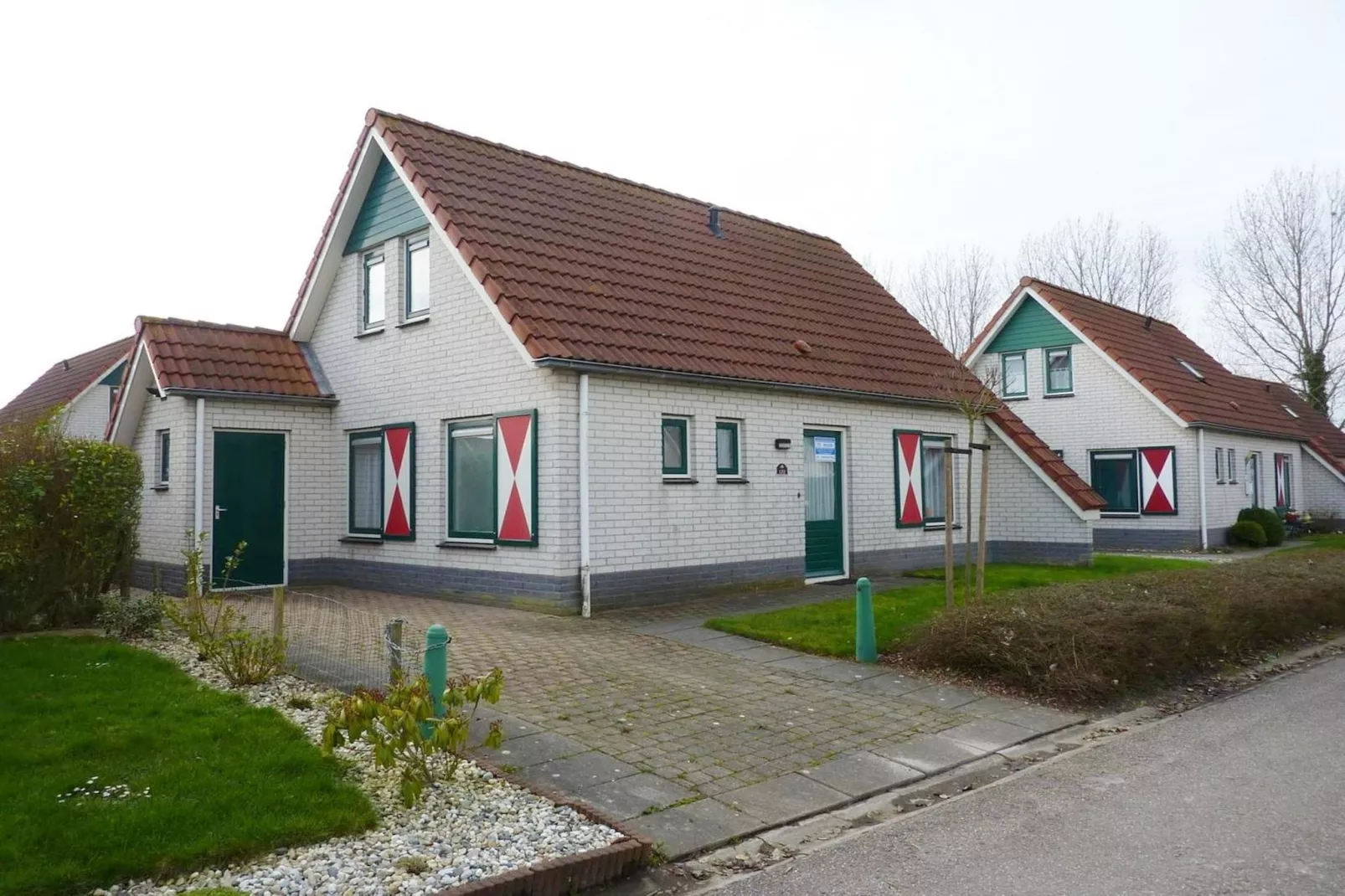 Schoneveld 132 Zeemeeuw Breskens-Exterior summer