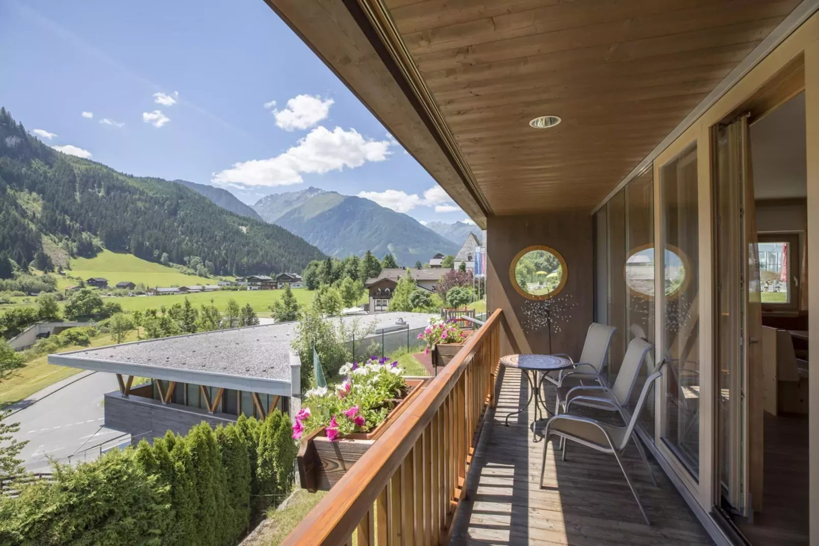 Schöneben Haus Sonneck-Balcon-terrasse