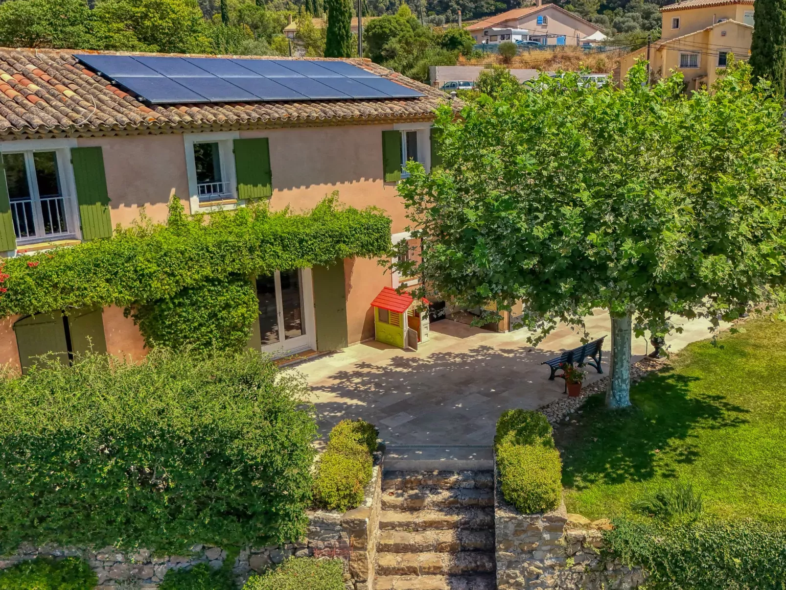 Villa Sainte Anne-Outside