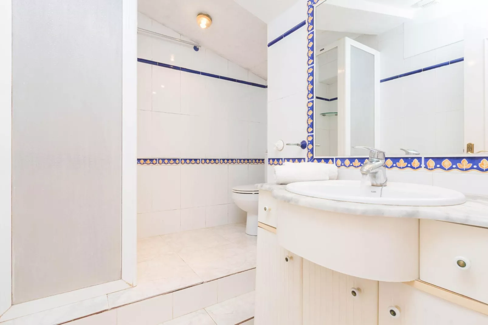 Maria Atico-Bathroom
