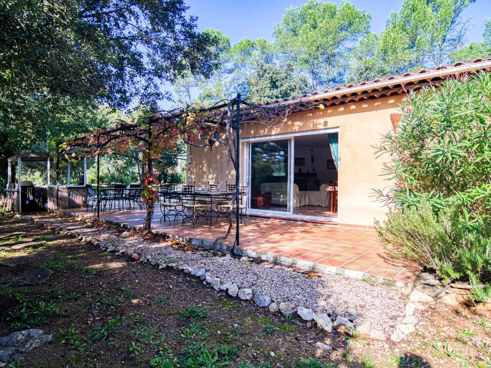 Villa Hestia-Outside