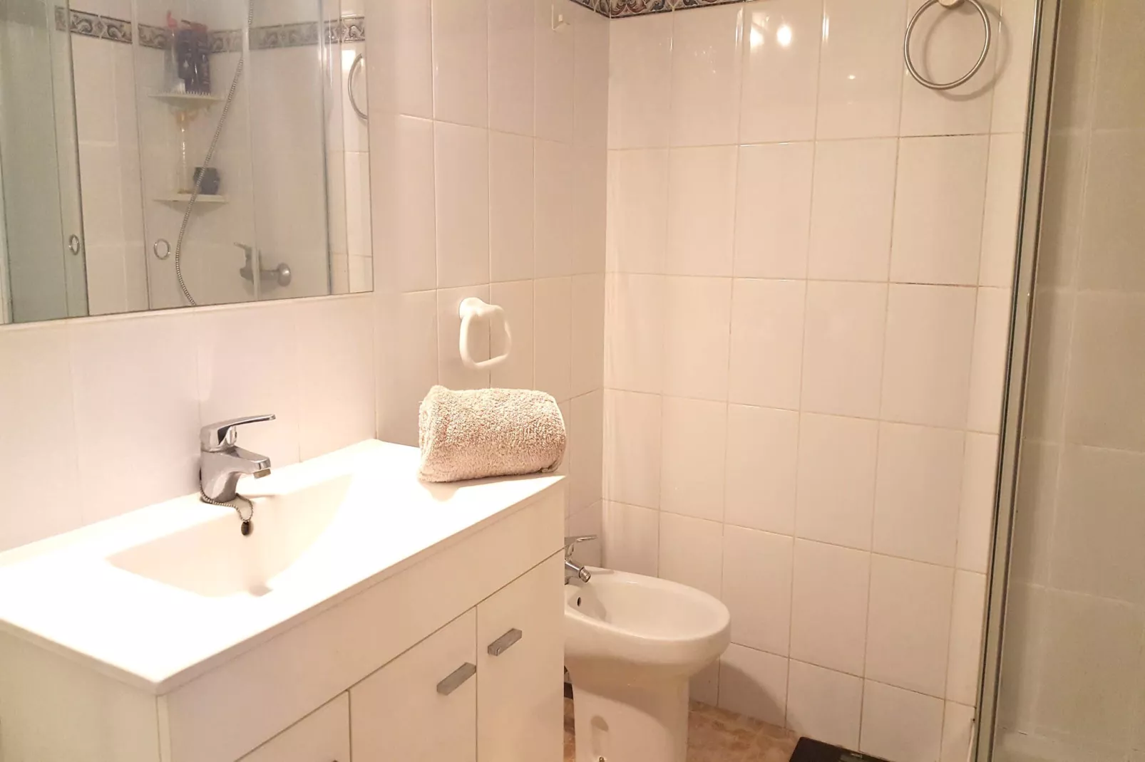 Maria Pl.-Bathroom