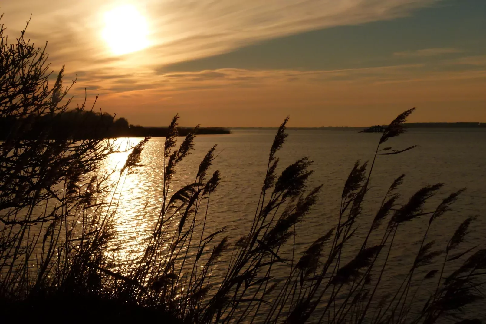 Ostsee-Haus Windland auf der Insel-Gebiete Sommer 1 km