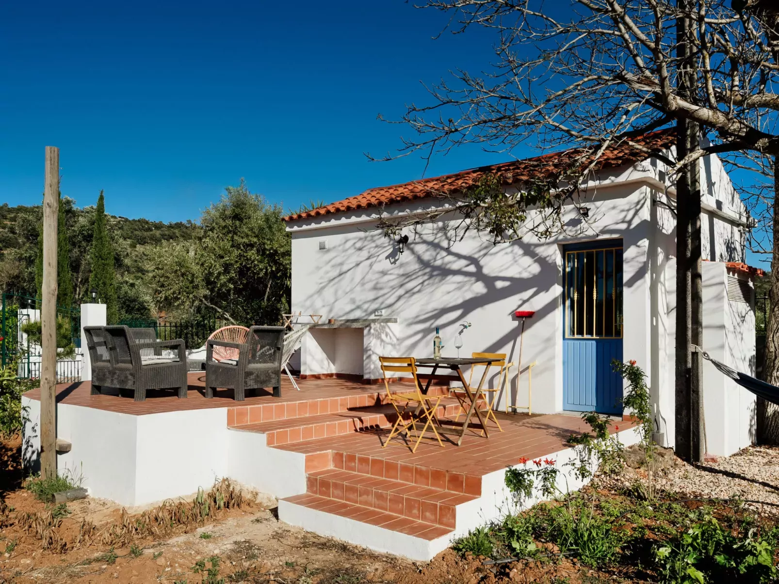 Entrecolinas-Outside