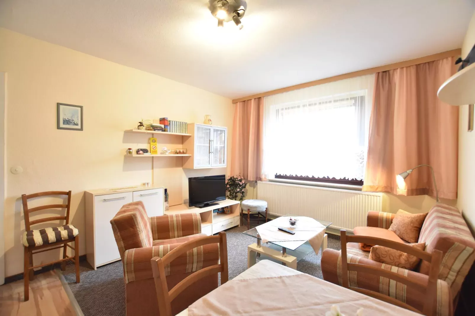 Jutta-Living room