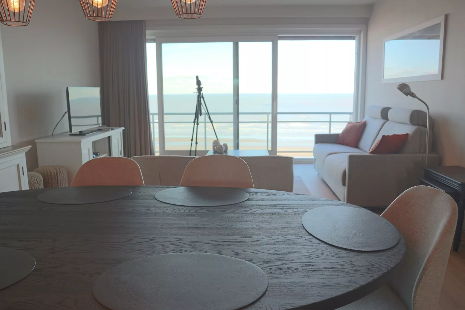 SCORPIO BI 1301GAR-Dining room