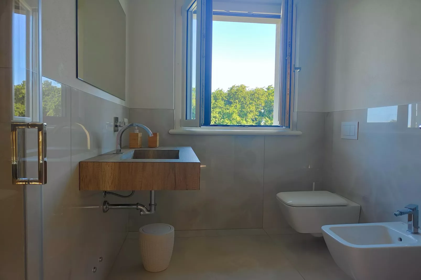 Casa Simone Lido di Camaiore-Bathroom