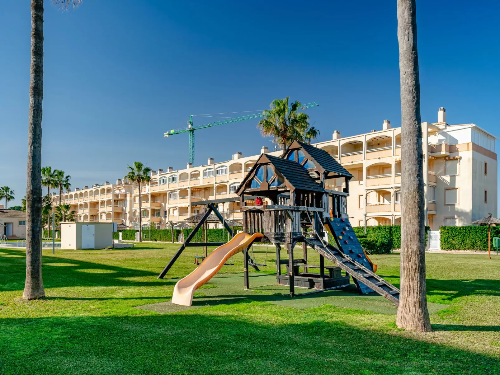 Bahia de Denia-Outside