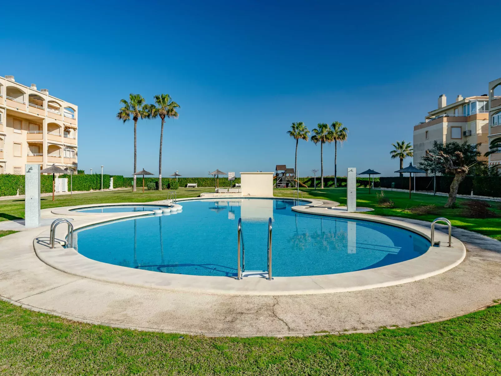 Bahia de Denia-Outside