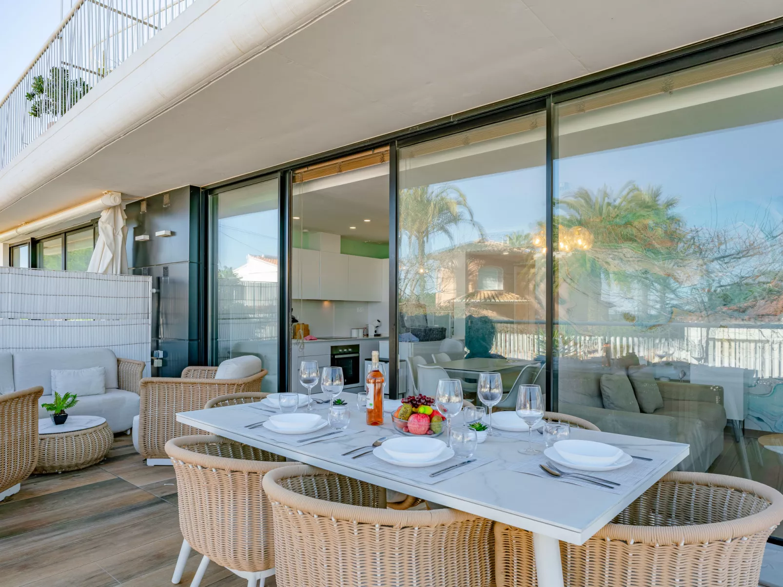 Denia Beach Plus-Inside