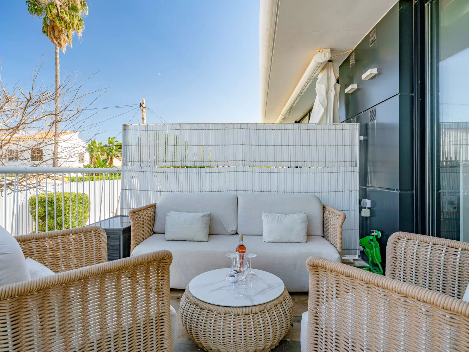 Denia Beach Plus-Inside