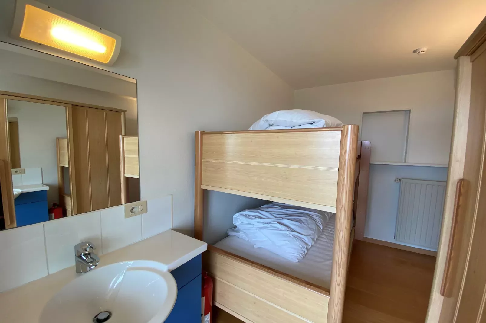 BEAULIEU 0602PK-Schlafzimmer