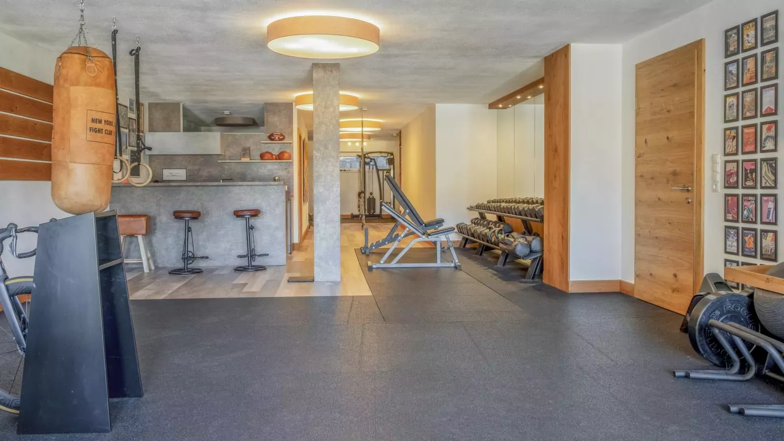 Helfenstein Lodge-Facilities