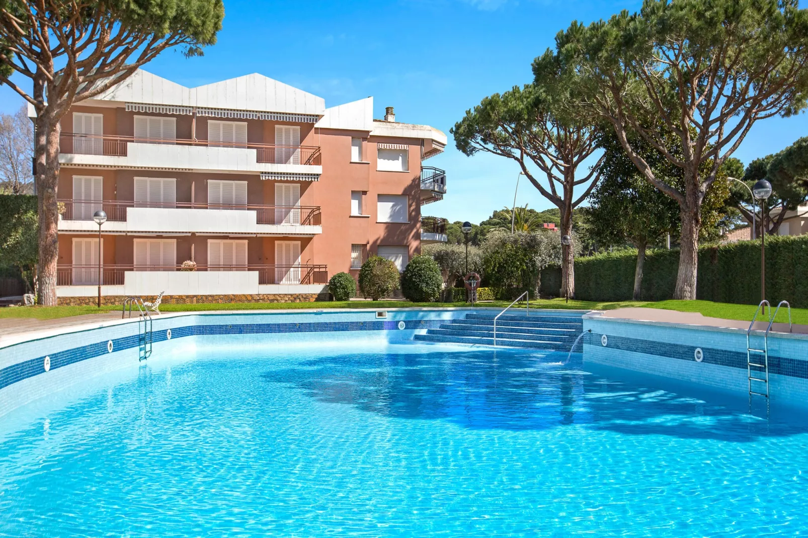 Rotonda 2-Exterior summer