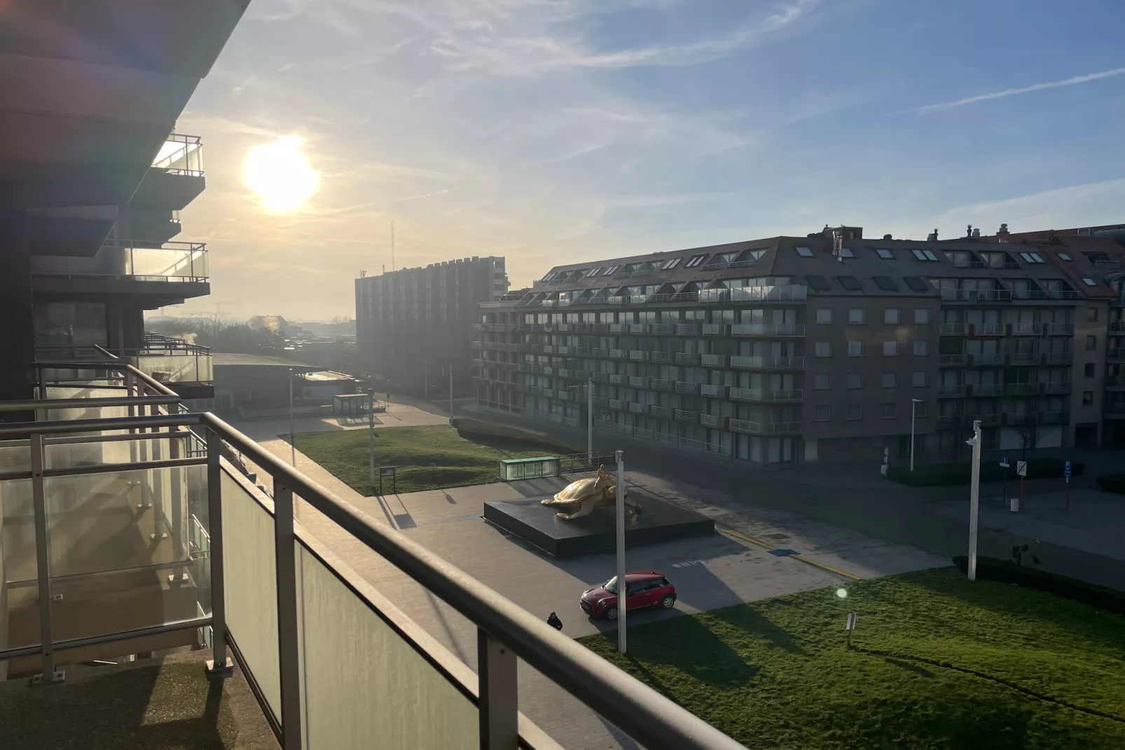 LOTUS I-Terrace balcony