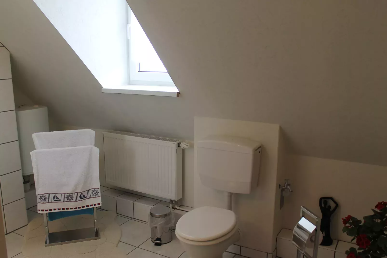 Kirchturmblick-Bathroom