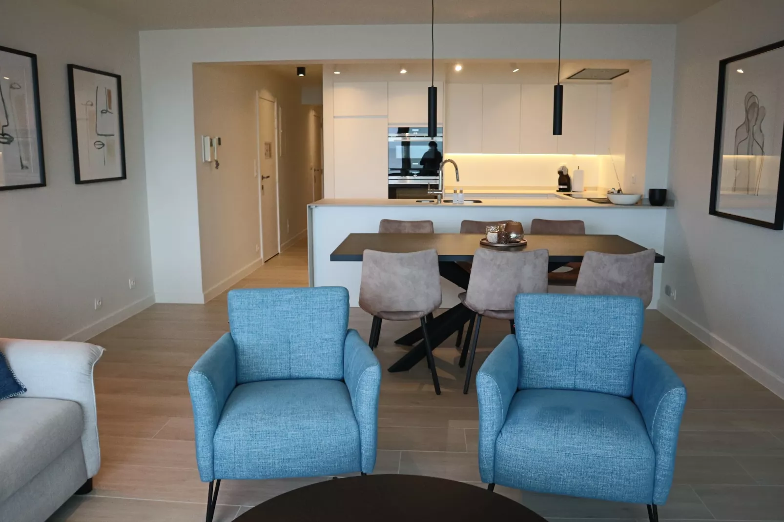NEMROD 601-Living room