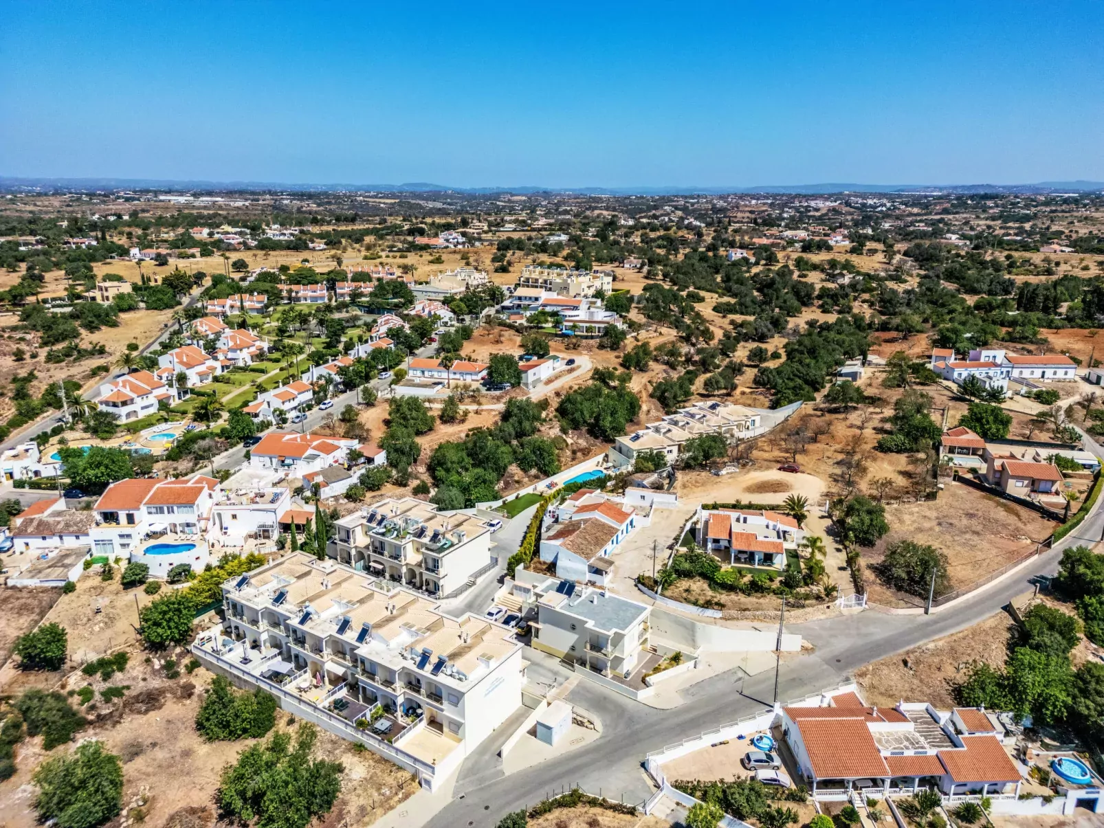 Vila Parra-Outside