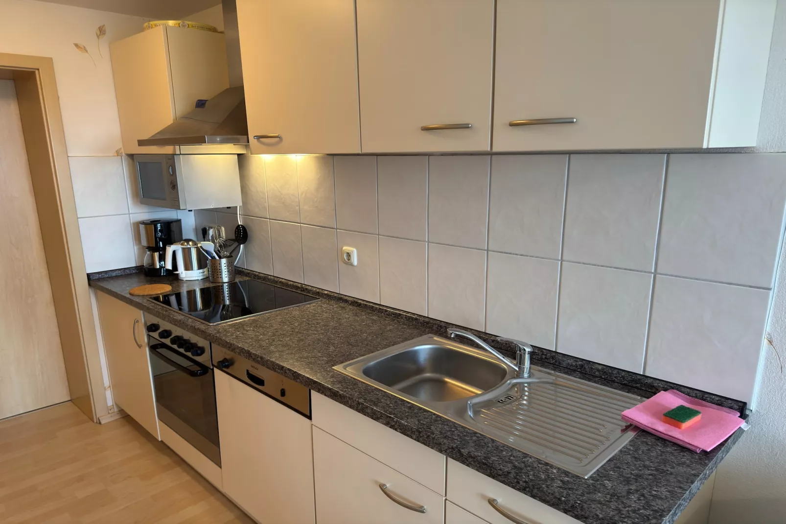 Eisente 4-Kitchen