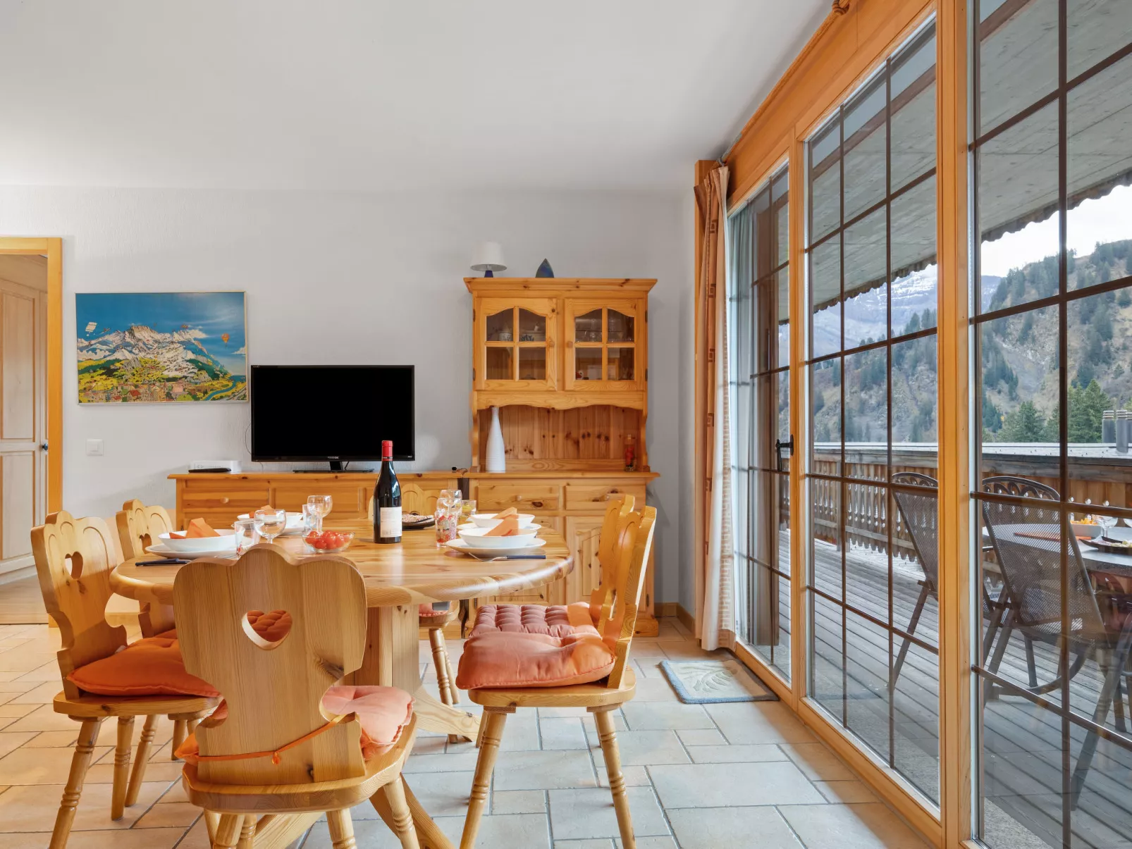 Le Hameau-Inside