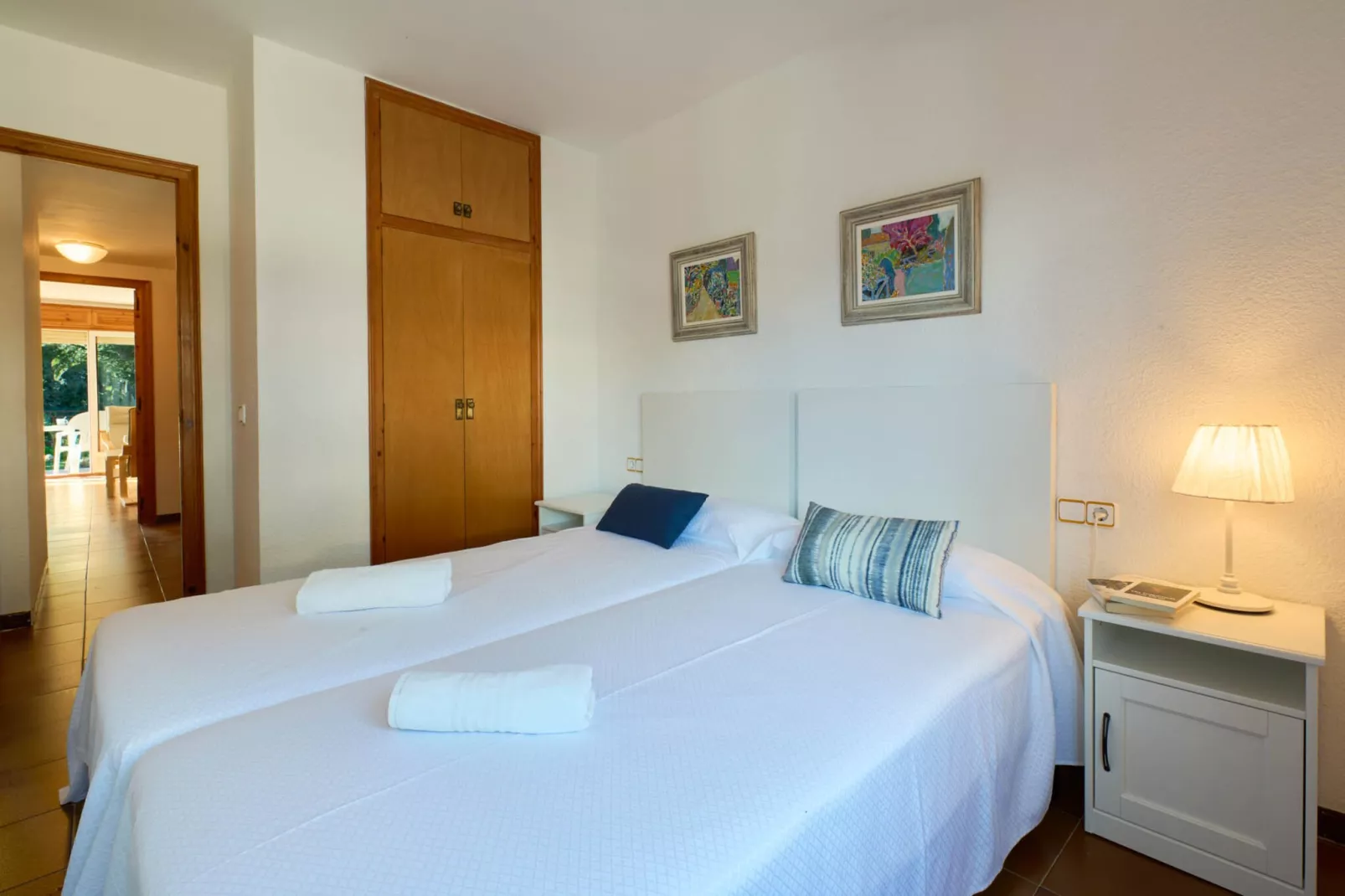 Illa 90-Bedroom