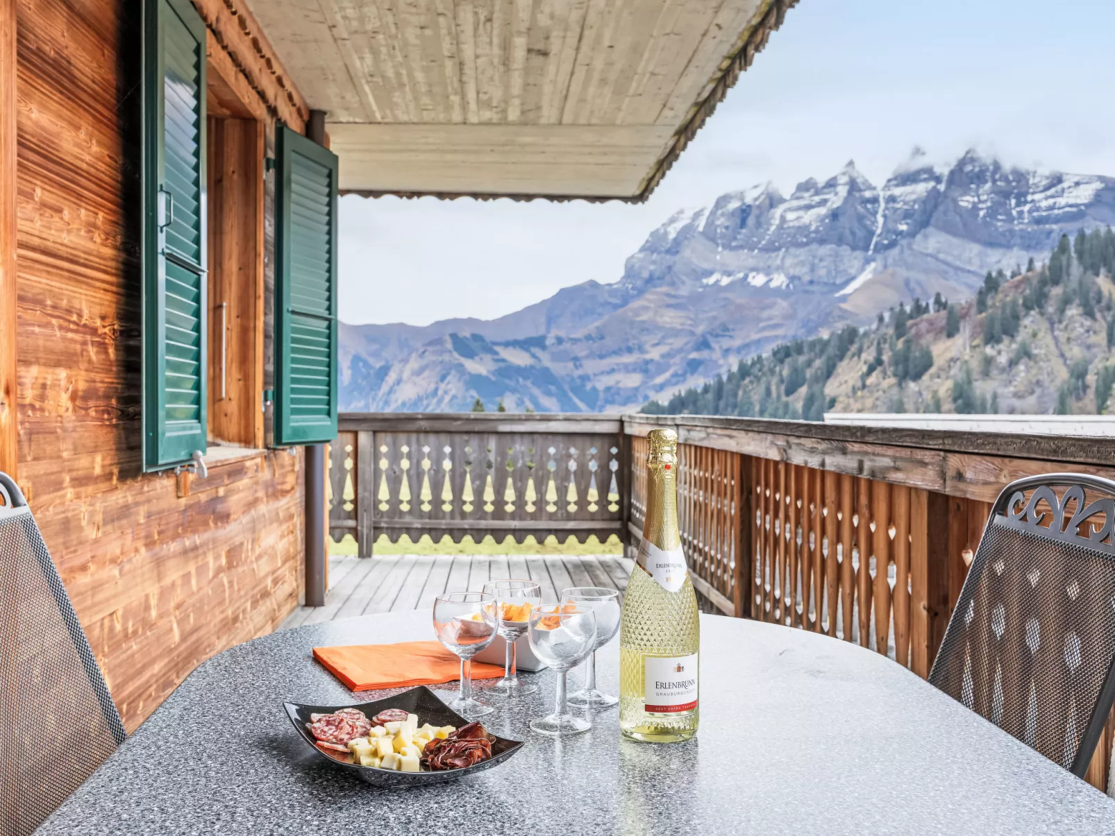Le Hameau-Outside