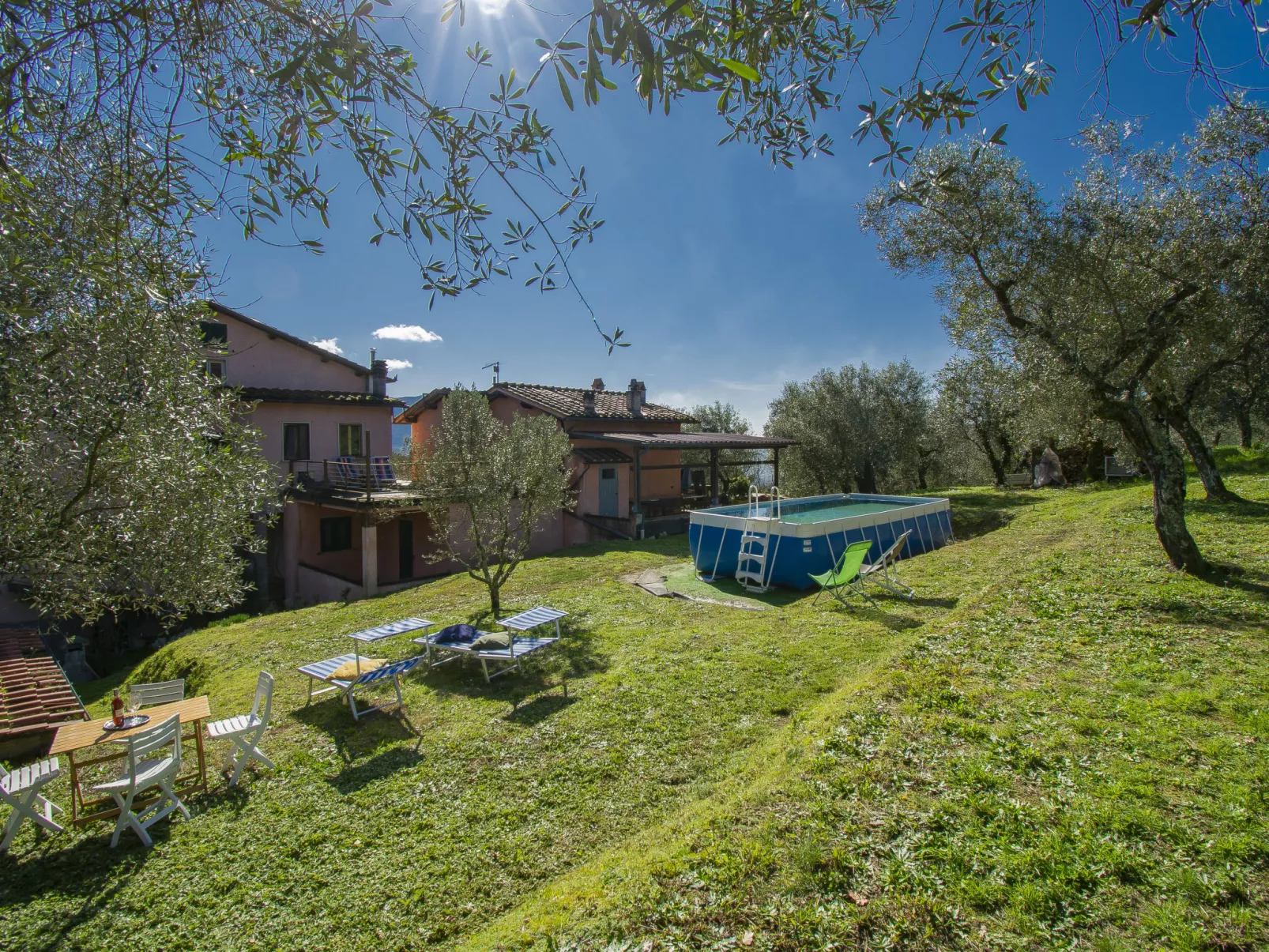La Pergola-Outside