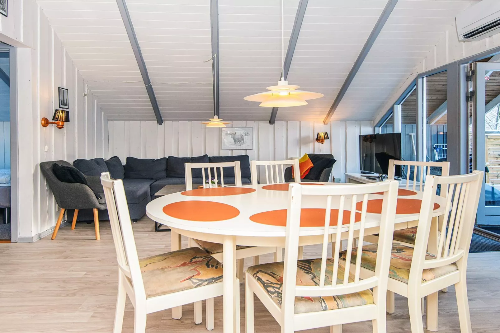 6 person holiday home in Give-By Traum-Indoor