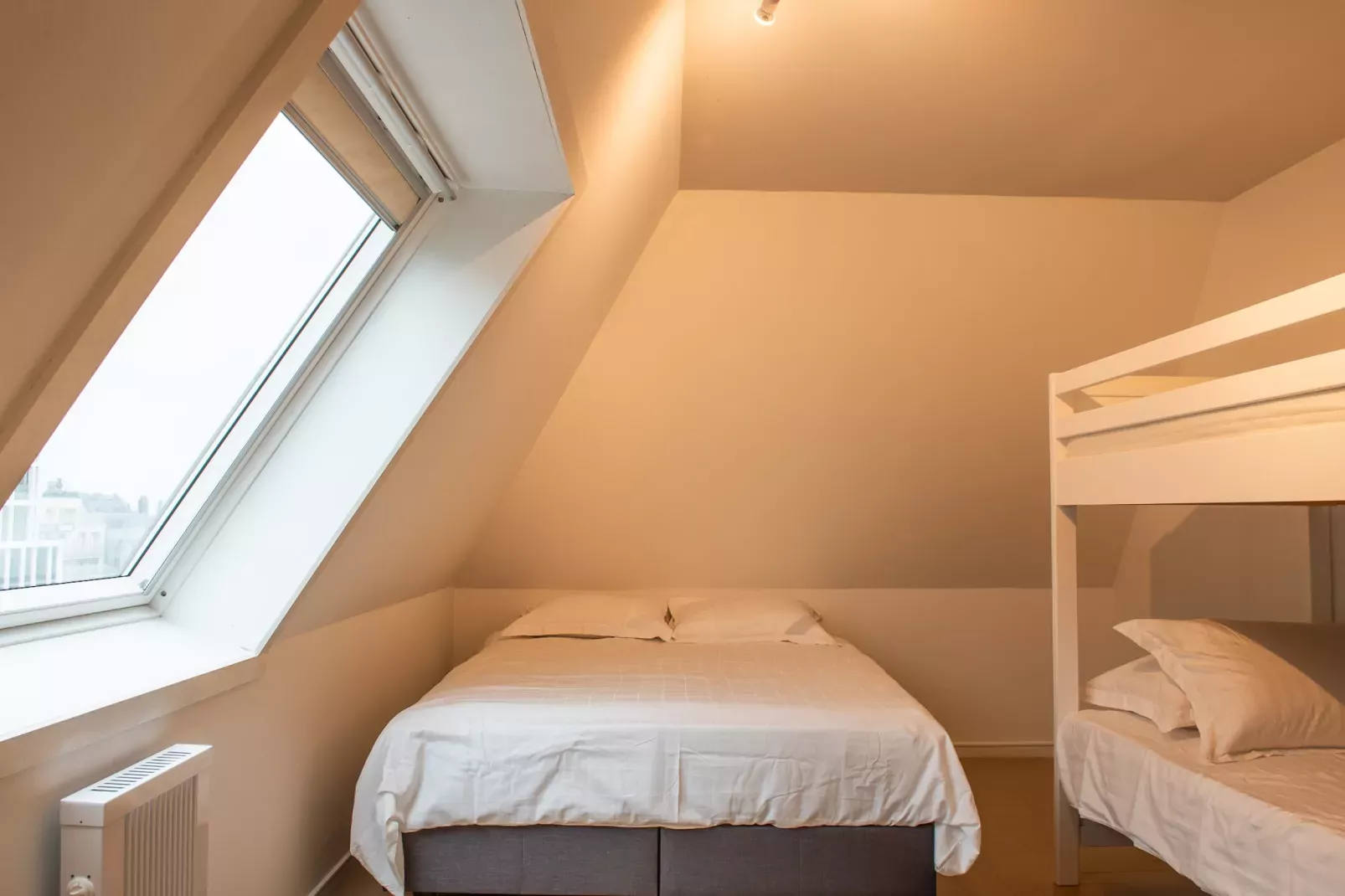ZONNEKRING 1001GAR-Schlafzimmer