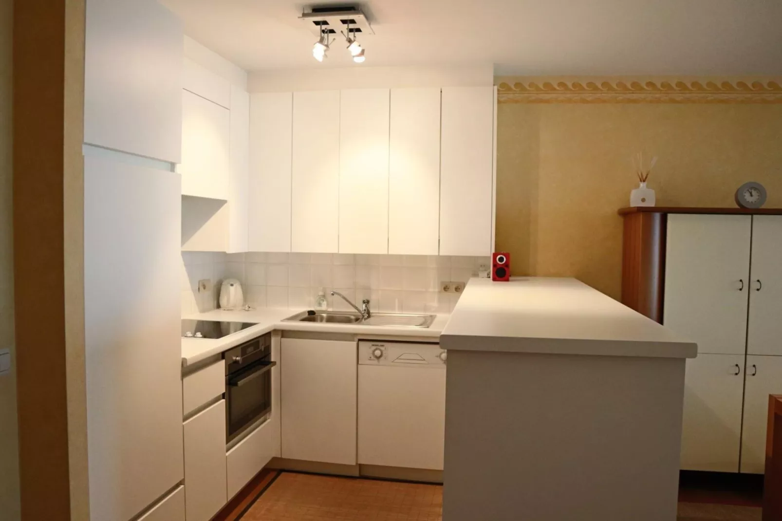 SEASIGHT A 0704GAR-Kitchen